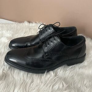 {Joseph Abboud} Wingtip Oxford Leather Shoes in Black - Mens 10.5 D